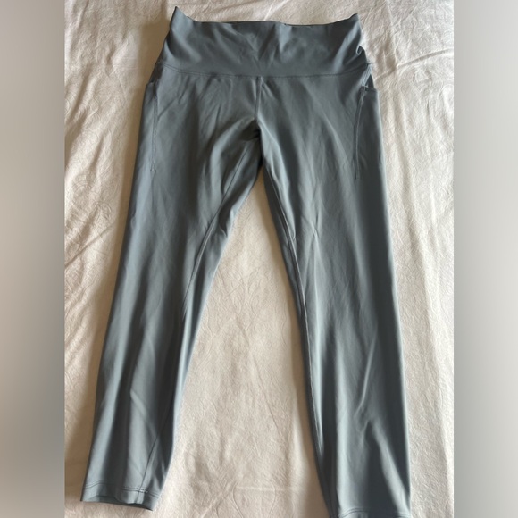 lululemon athletica Pants - Lululemon Wunder Train HR Tight 25" *Pockets, size 12